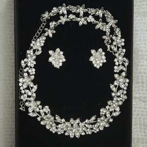 Silver And Swarovski Crystal Floral Jewelry Set